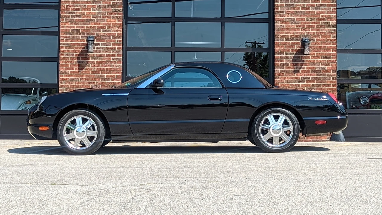 2005 Ford Thunderbird 11th Gen - Image 2 of 20