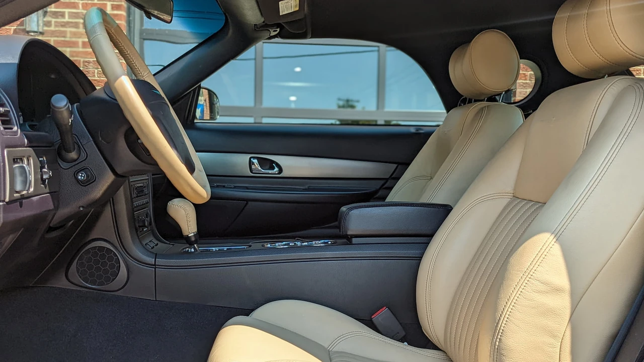 2005 Ford Thunderbird 11th Gen - Image 6 of 20