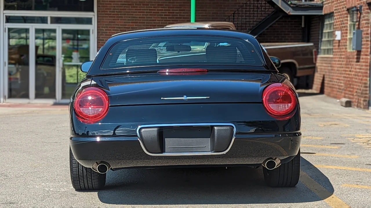 2005 Ford Thunderbird 11th Gen - Image 14 of 20