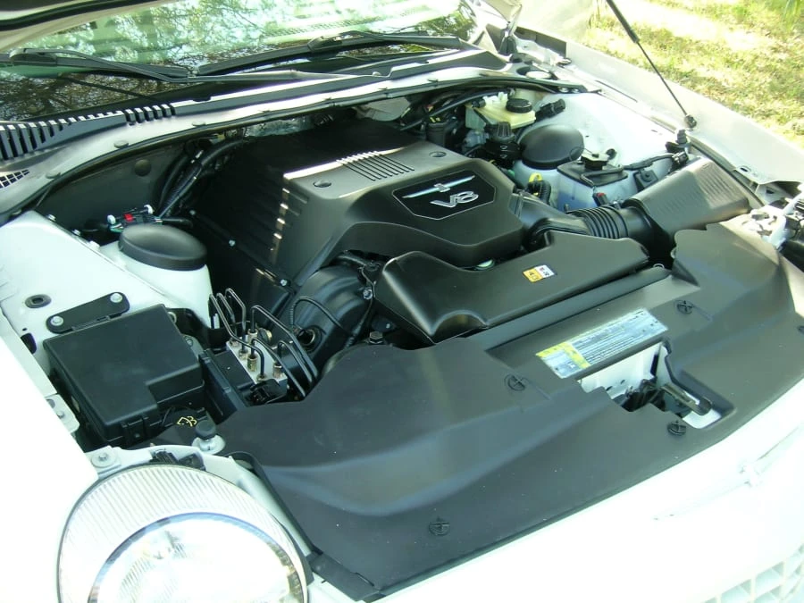2005 Ford Thunderbird 11th Gen - Image 6 of 7