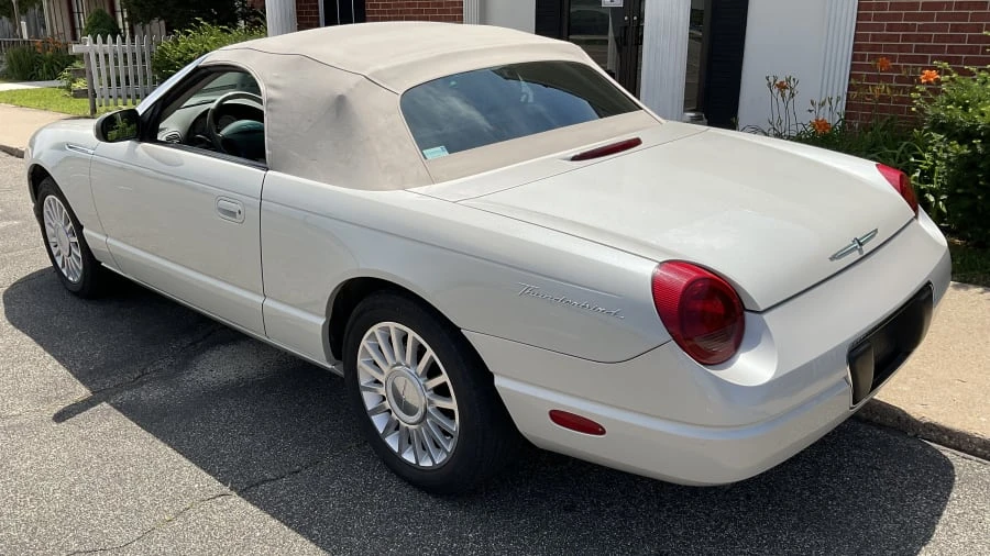 2005 Ford Thunderbird 11th Gen - Image 4 of 17