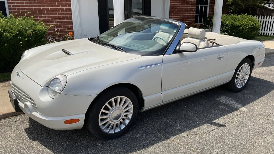 2005 Ford Thunderbird 11th Gen - Image 13 of 17
