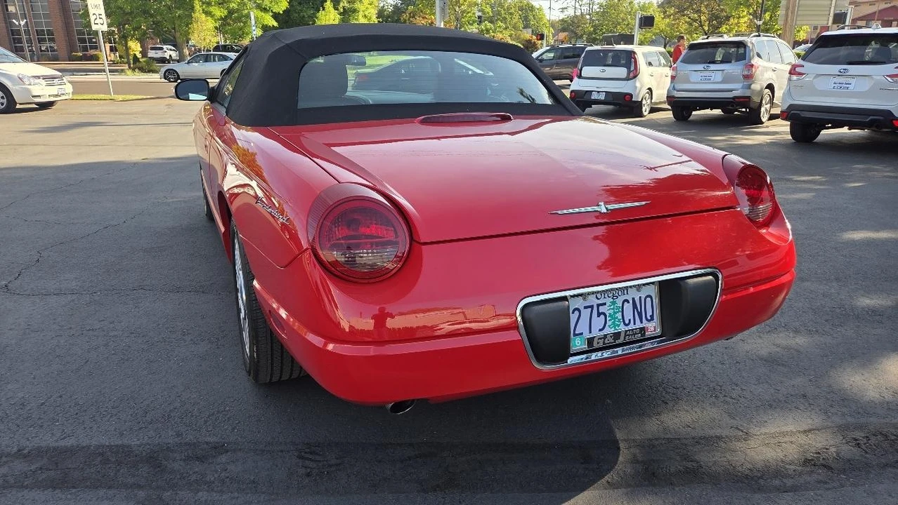 2005 Ford Thunderbird 11th Gen - Image 11 of 26