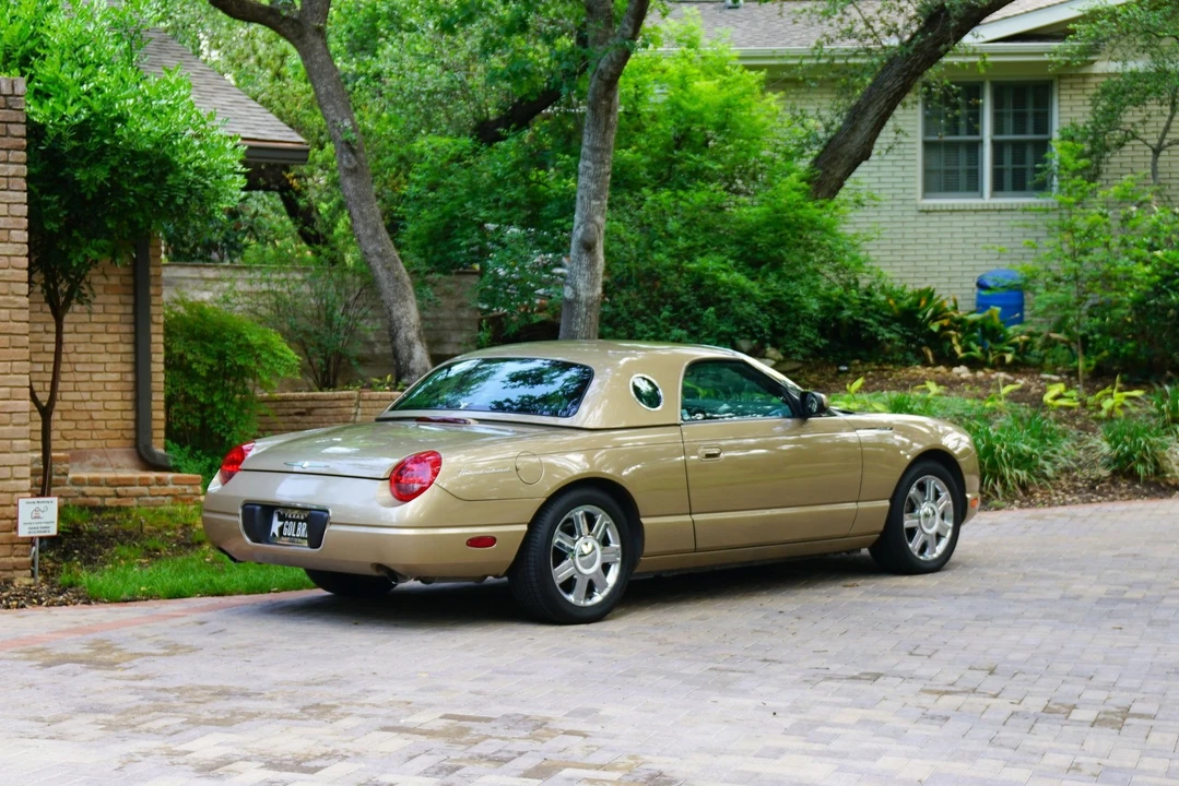 2005 Ford Thunderbird 11th Gen - Image 7 of 31