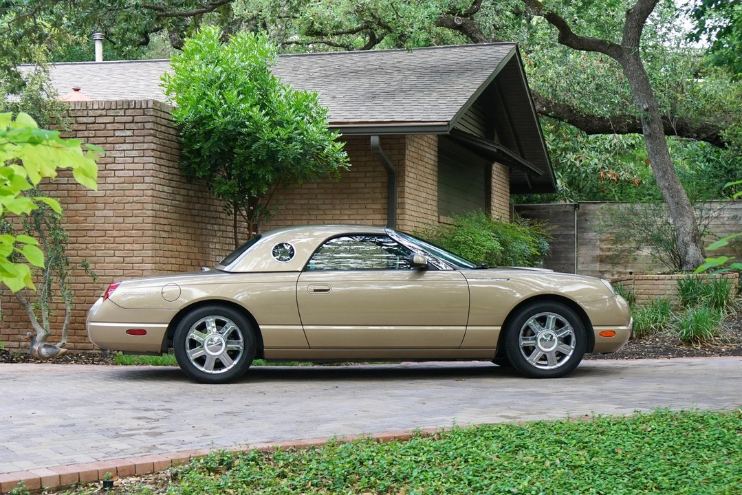 2005 Ford Thunderbird 11th Gen - Image 6 of 31