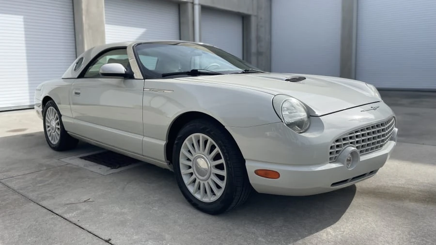 2005 Ford Thunderbird 11th Gen - Image 11 of 21