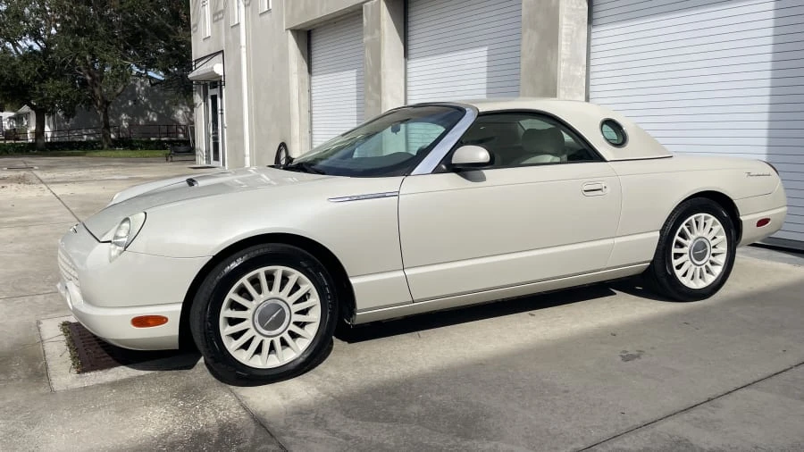 2005 Ford Thunderbird 11th Gen - Image 5 of 21