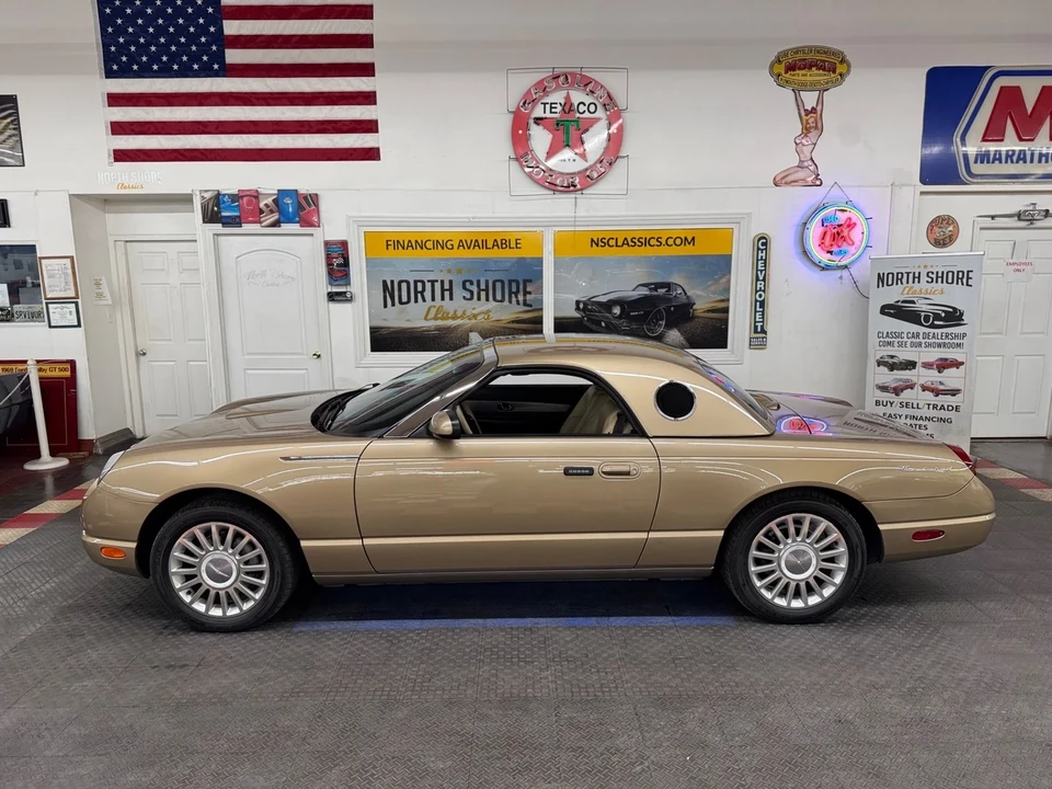 2005 Ford Thunderbird 11th Gen - Image 4 of 21