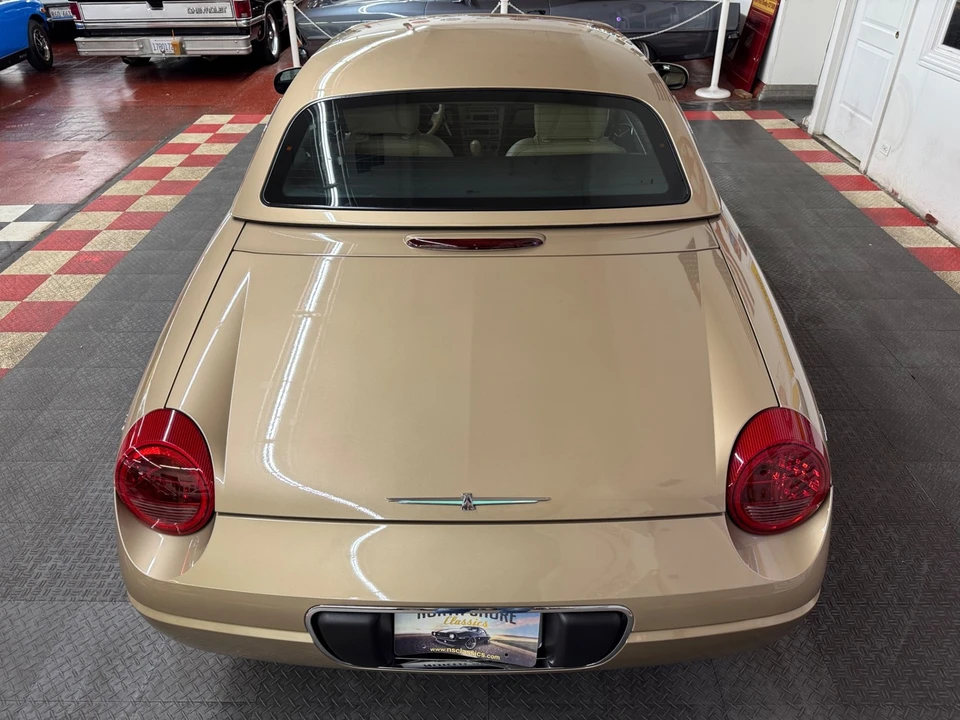 2005 Ford Thunderbird 11th Gen - Image 13 of 31