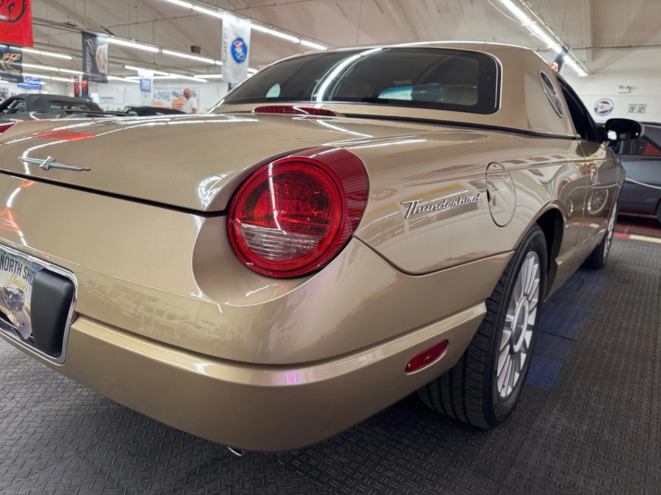 2005 Ford Thunderbird 11th Gen - Image 31 of 31