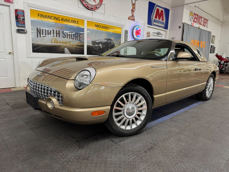 2005 Ford Thunderbird 11th Gen - Image 3 of 31