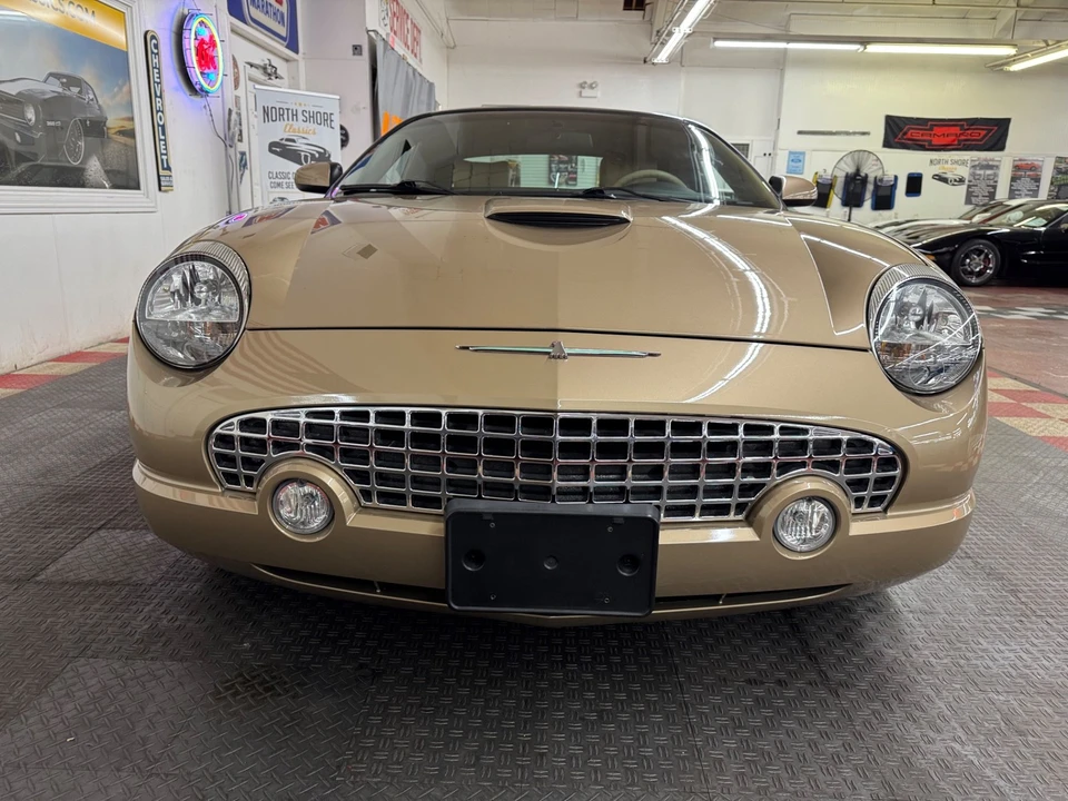 2005 Ford Thunderbird 11th Gen - Image 8 of 21