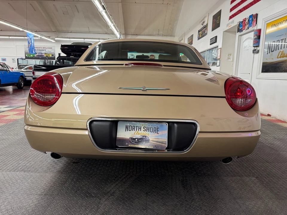 2005 Ford Thunderbird 11th Gen - Image 14 of 31
