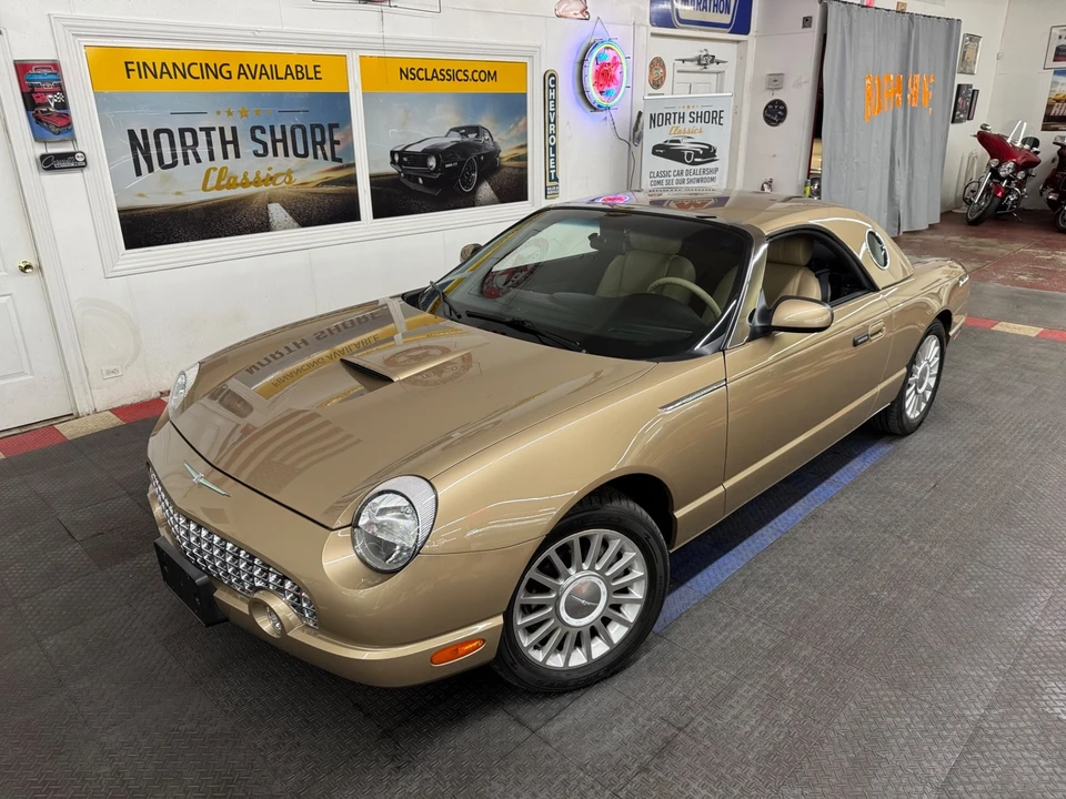 2005 Ford Thunderbird 11th Gen - Image 2 of 31