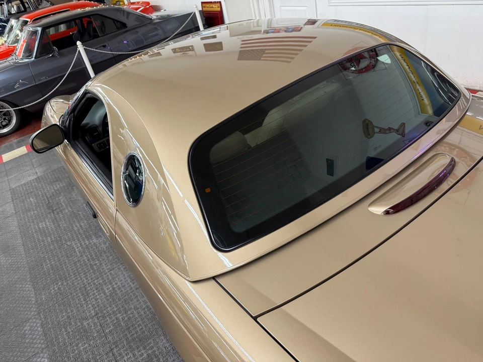 2005 Ford Thunderbird 11th Gen - Image 15 of 21