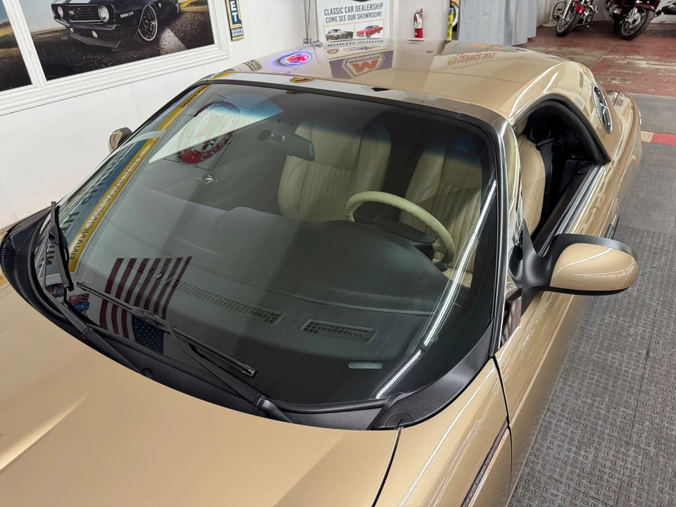 2005 Ford Thunderbird 11th Gen - Image 12 of 21