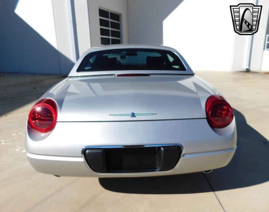 2005 Ford Thunderbird 11th Gen - Image 11 of 12
