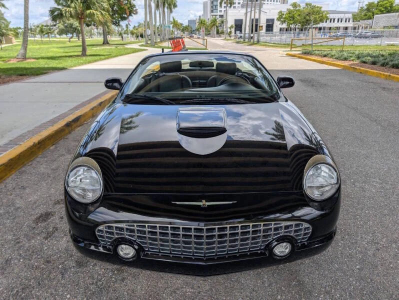 2005 Ford Thunderbird 11th Gen - Image 3 of 28