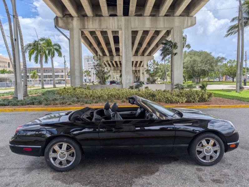 2005 Ford Thunderbird 11th Gen - Image 5 of 28