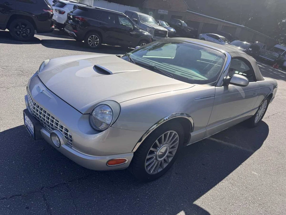 2005 Ford Thunderbird 11th Gen - Image 8 of 10