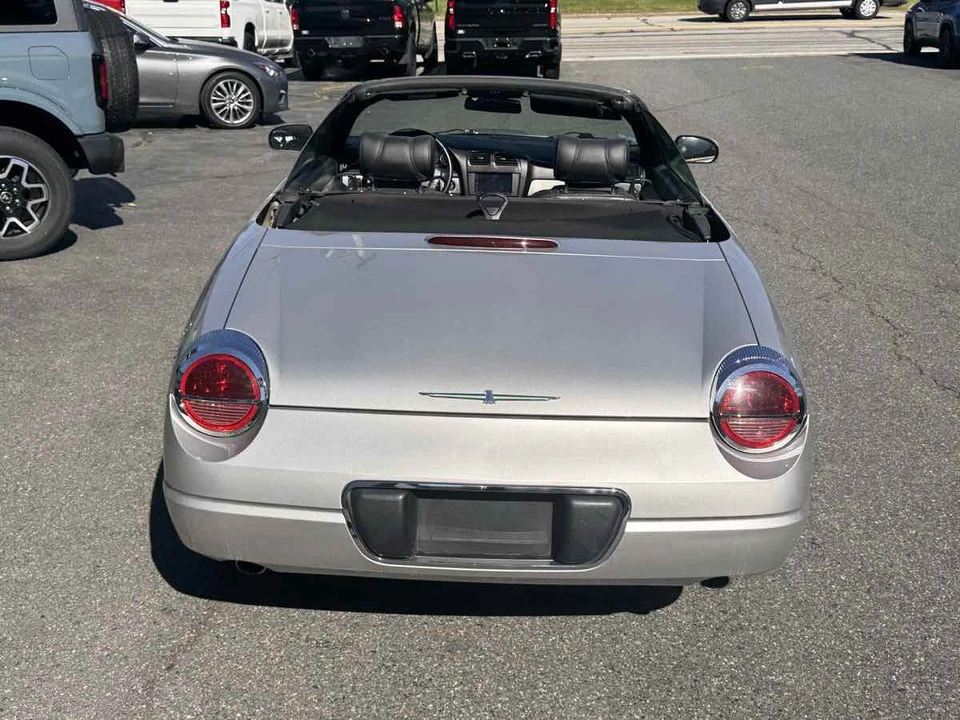 2005 Ford Thunderbird 11th Gen - Image 10 of 10