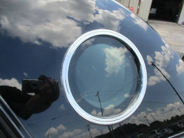 2005 Ford Thunderbird - Image 14 of 31