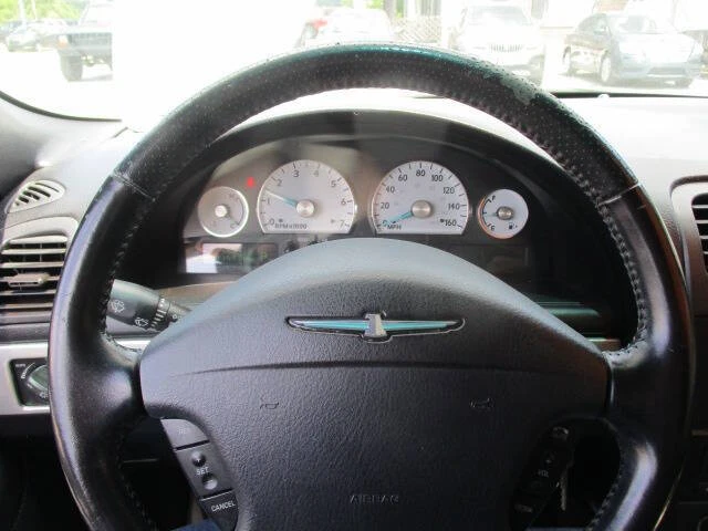 2005 Ford Thunderbird - Image 27 of 31