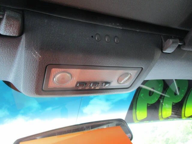 2005 Ford Thunderbird - Image 31 of 31