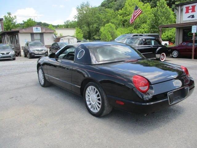 2005 Ford Thunderbird - Image 10 of 31