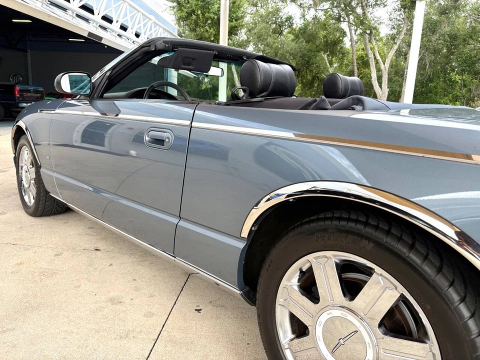 2005 Ford Thunderbird 11th Gen - Image 14 of 31