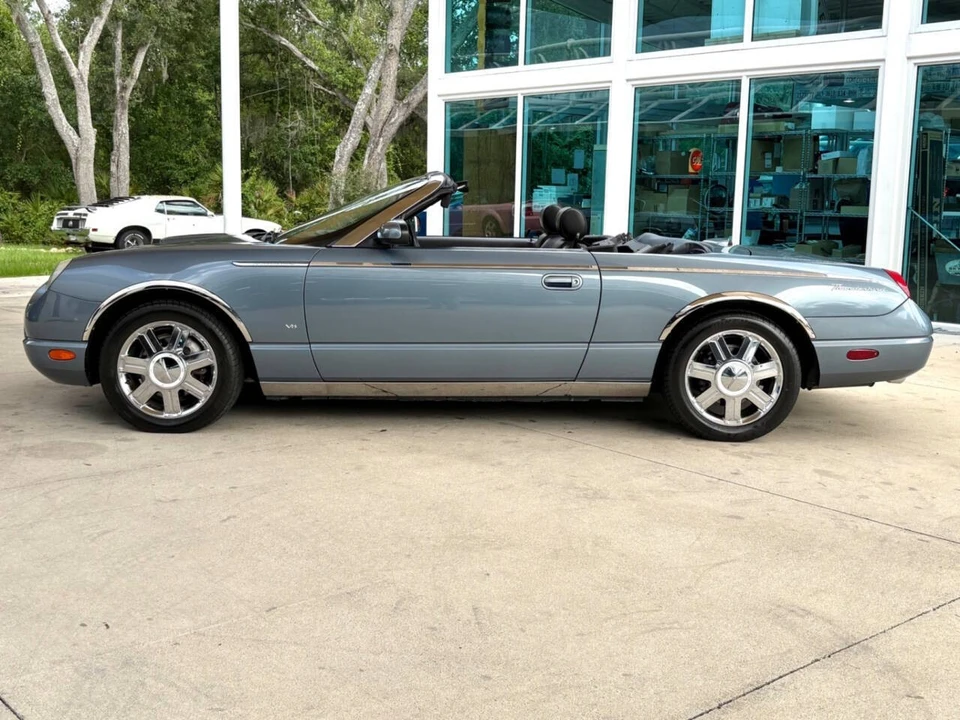 2005 Ford Thunderbird 11th Gen - Image 10 of 31