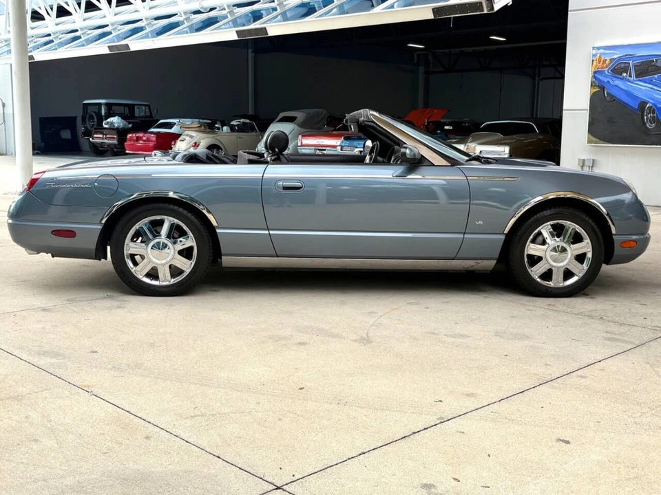 2005 Ford Thunderbird 11th Gen - Image 5 of 31
