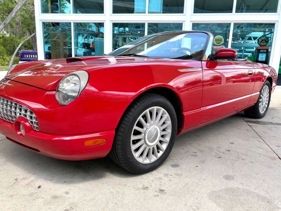 2005 Ford Thunderbird 11th Gen - Image 12 of 31