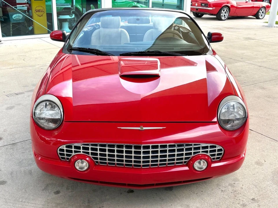 2005 Ford Thunderbird 11th Gen - Image 3 of 31