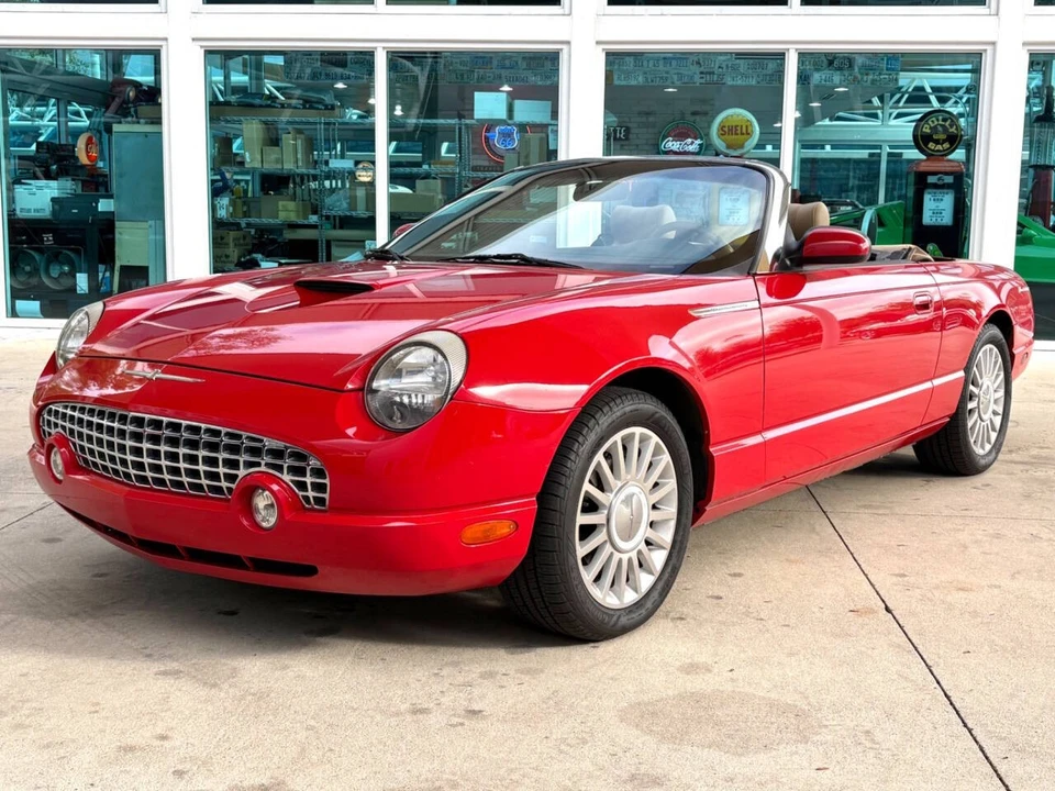 2005 Ford Thunderbird 11th Gen - Image 11 of 31