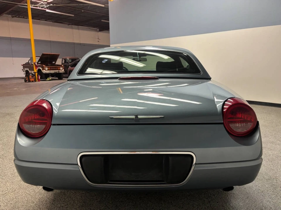 2005 Ford Thunderbird 11th Gen - Image 6 of 31