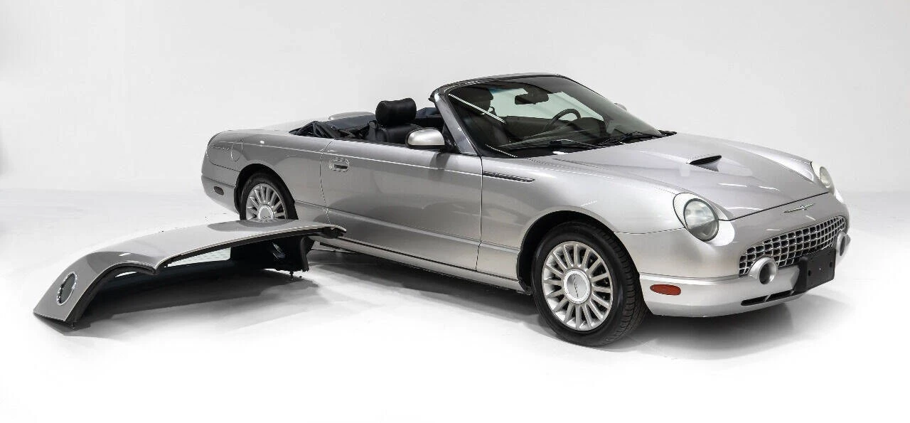 2005 Ford Thunderbird 11th Gen - Image 11 of 31