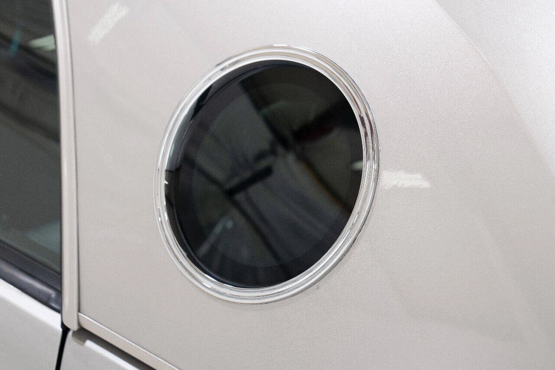2005 Ford Thunderbird 11th Gen - Image 18 of 31