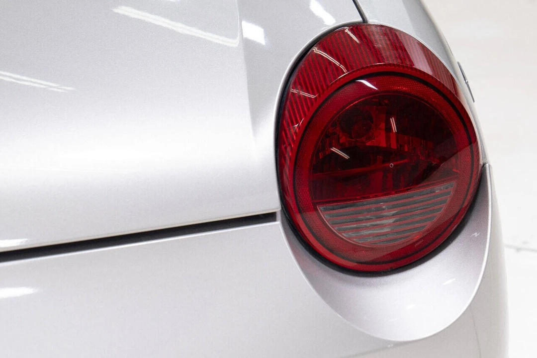 2005 Ford Thunderbird 11th Gen - Image 19 of 31