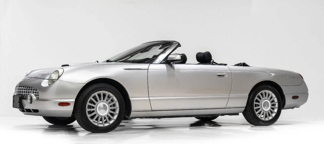 2005 Ford Thunderbird 11th Gen - Image 2 of 31