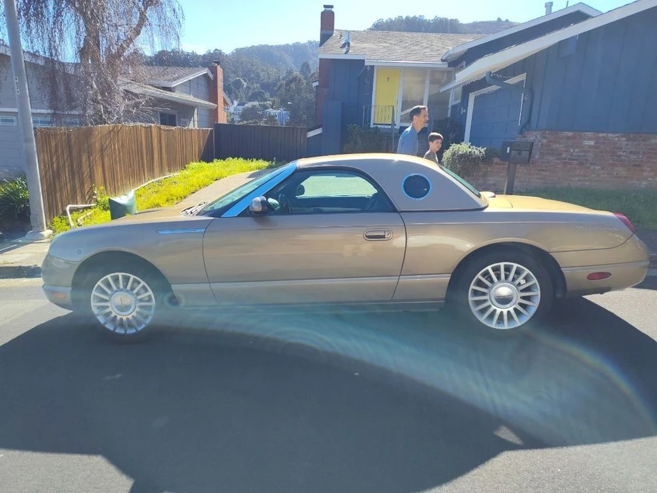 2005 Ford Thunderbird 11th Gen - Image 4 of 12