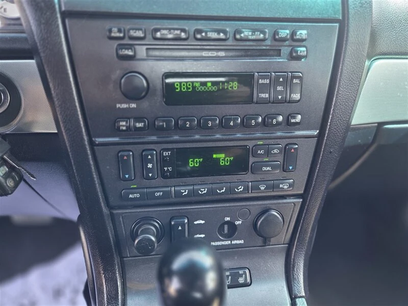 2005 Ford Thunderbird 11th Gen - Image 15 of 20