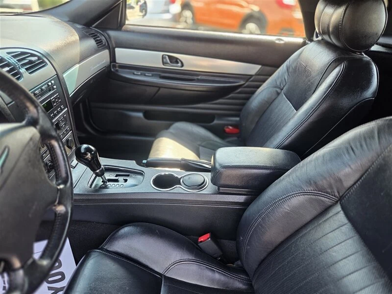 2005 Ford Thunderbird 11th Gen - Image 11 of 20