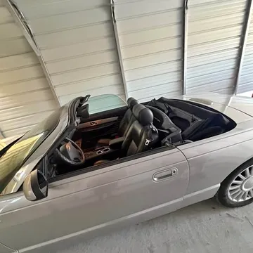 2005 Ford Thunderbird