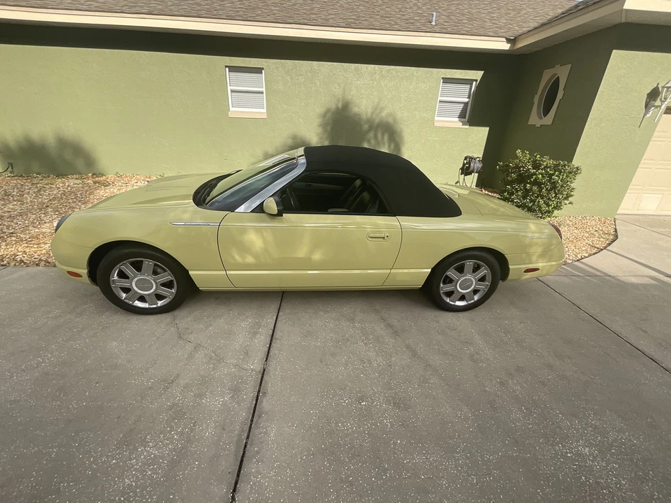 2005 Ford Thunderbird 11th Gen - Image 12 of 31