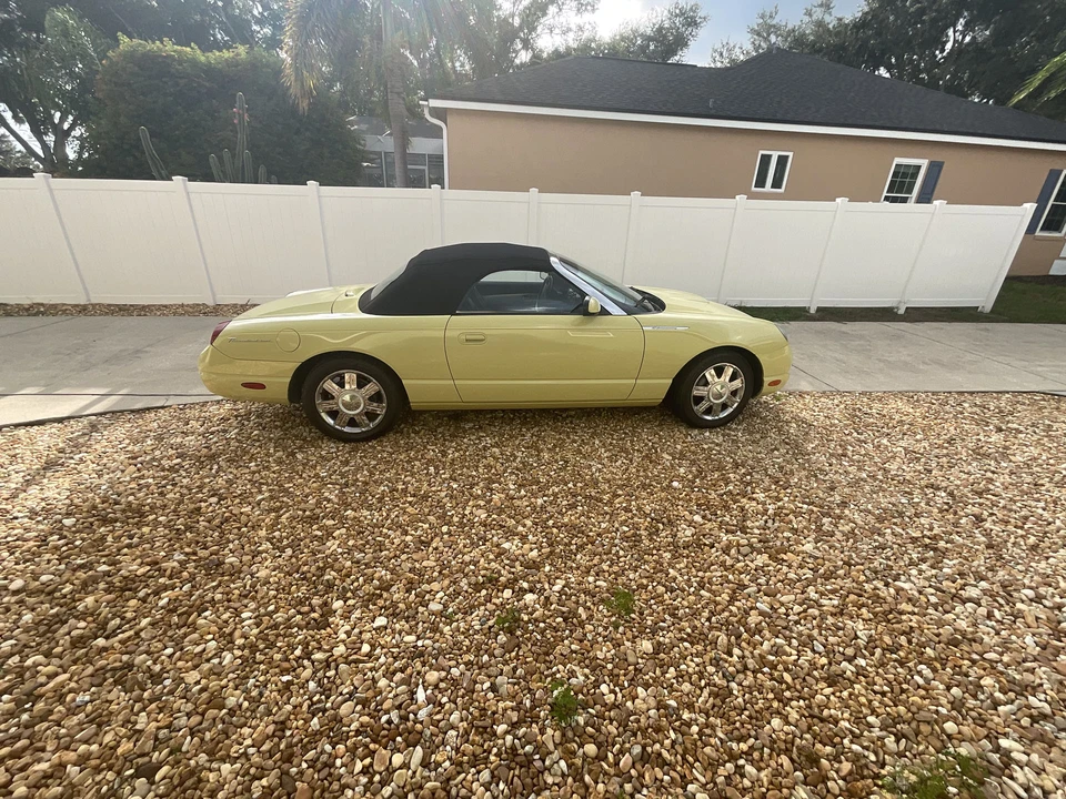2005 Ford Thunderbird 11th Gen - Image 14 of 31