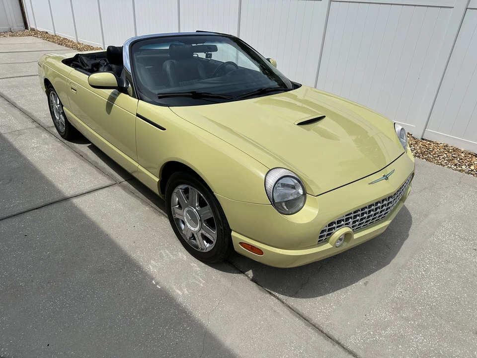 2005 Ford Thunderbird 11th Gen - Image 17 of 31