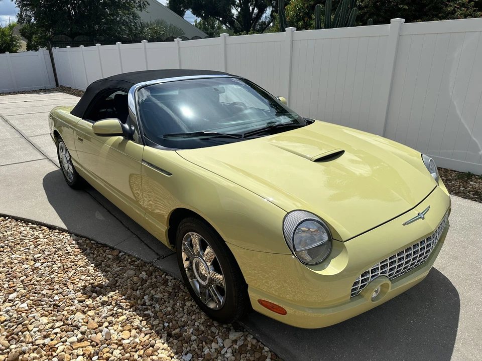 2005 Ford Thunderbird 11th Gen - Image 18 of 31