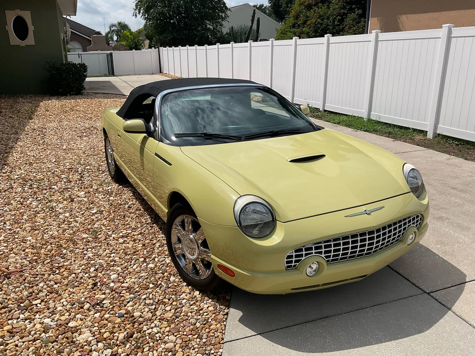 2005 Ford Thunderbird 11th Gen - Image 3 of 31
