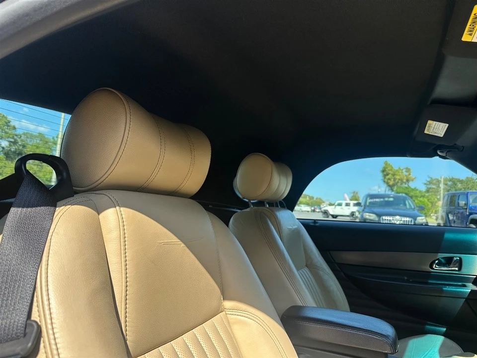 2005 Ford Thunderbird 11th Gen - Image 10 of 17